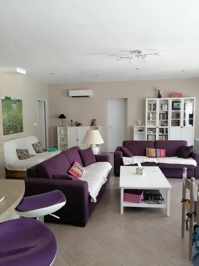 Villa Gonfaron 0*,